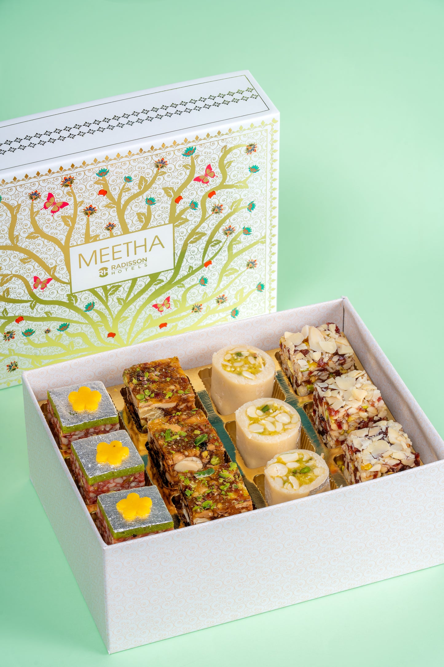 Assorted Box of 12 Pieces