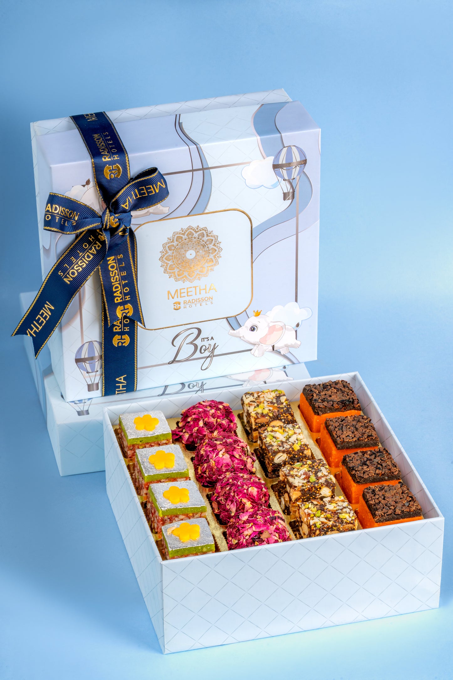 Baby Announcement Box Boy of 16 Pieces